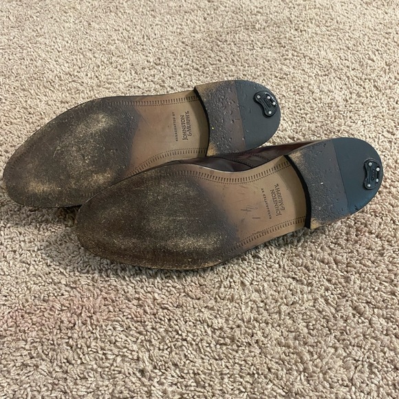 Johnston & Murphy tassle loafer, size 11.5 Black, pre-owned, great condition. main image 4